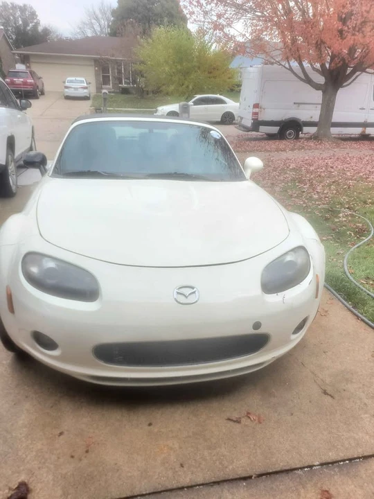 2008 Mazda NC MX-5 Miata - Image 14 of 15