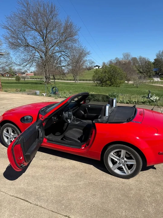 2008 Mazda NC MX-5 Miata - Image 3 of 7