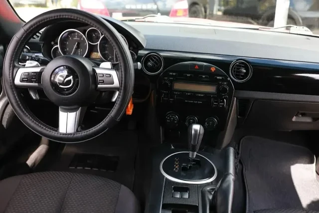 2008 Mazda NC MX-5 Miata - Image 14 of 19