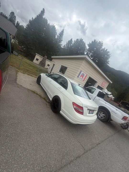 2008 Mercedes-Benz E-Class - Image 2 of 6