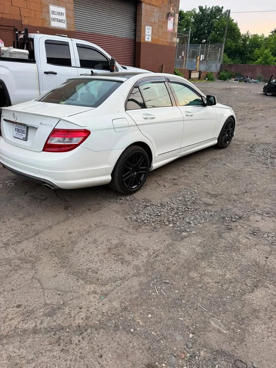 2008 Mercedes-Benz E-Class - Image 2 of 6