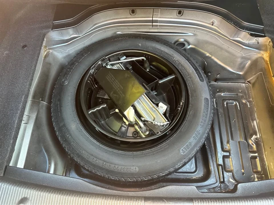 2008 Mercedes-Benz W211 E-Class - Image 3 of 8