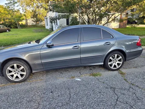 2008 Mercedes-Benz E-350 4-M 4WD Sedan 4D