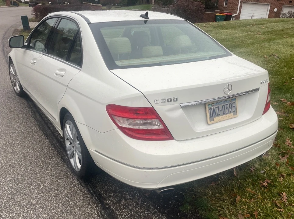 2008 Mercedes-Benz W204 C-Class - Image 2 of 21