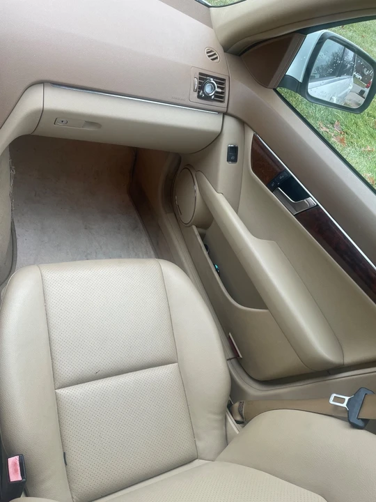 2008 Mercedes-Benz W204 C-Class - Image 10 of 21