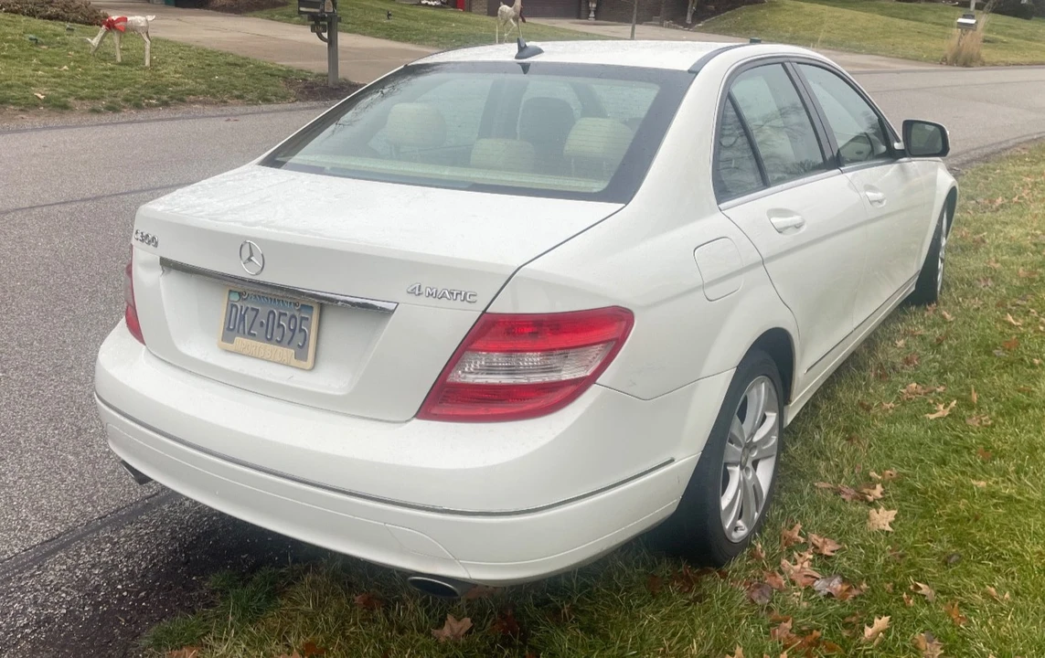 2008 Mercedes-Benz W204 C-Class - Image 3 of 21