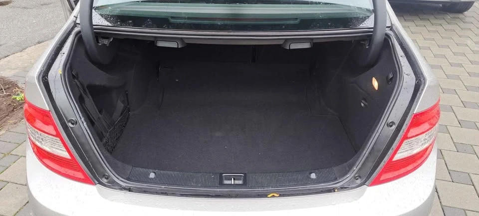 2008 Mercedes-Benz W211 E-Class - Image 12 of 13