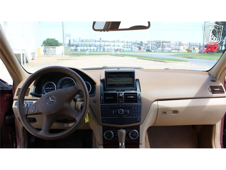 2008 Mercedes-Benz W204 C-Class - Image 12 of 31