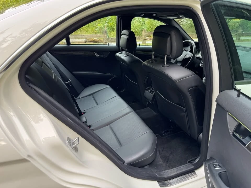 2008 Mercedes-Benz W204 C-Class - Image 10 of 16