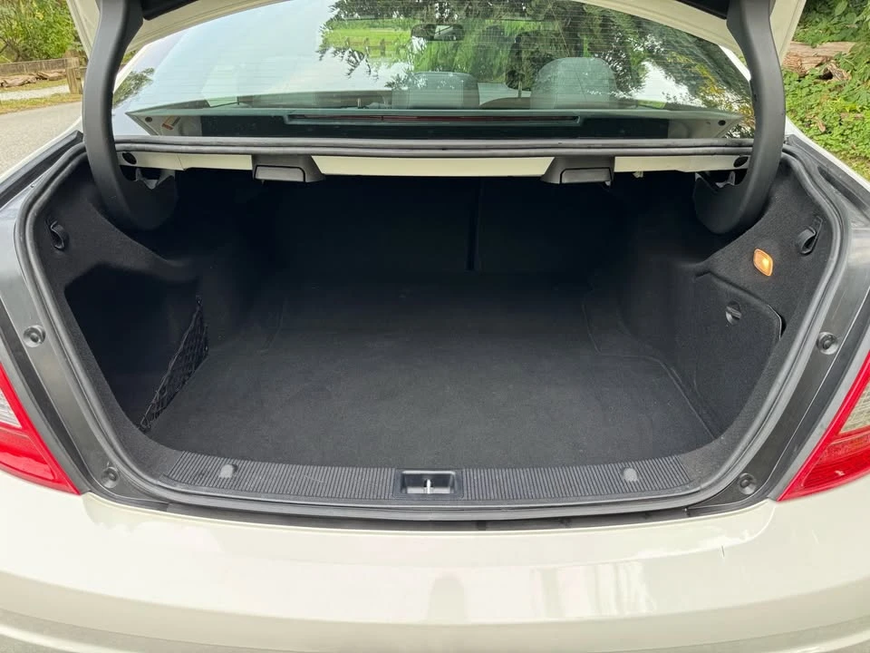 2008 Mercedes-Benz W204 C-Class - Image 13 of 16