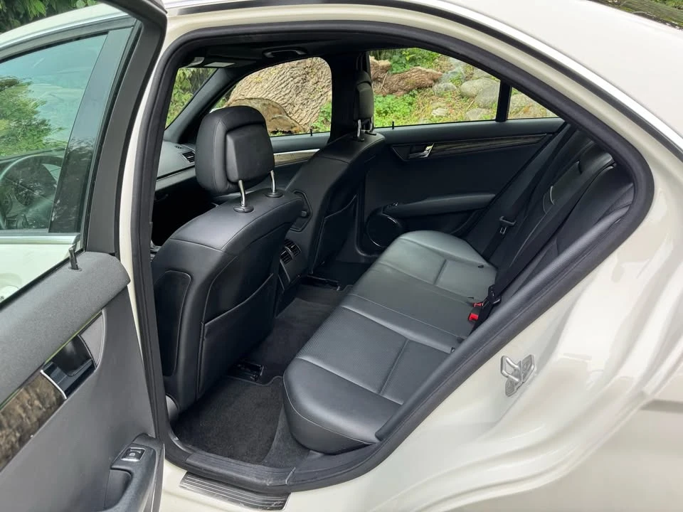 2008 Mercedes-Benz W204 C-Class - Image 11 of 16