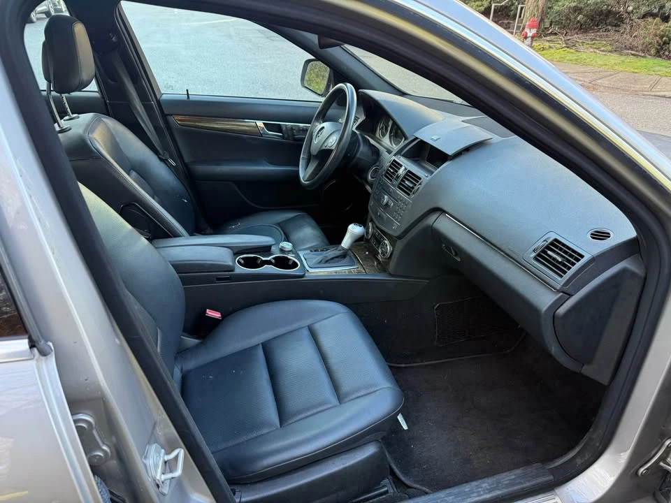 2008 Mercedes-Benz W204 C-Class - Image 16 of 17