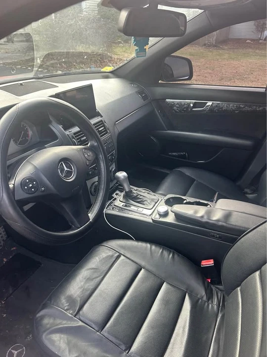 2008 Mercedes-Benz W204 C-Class - Image 2 of 7