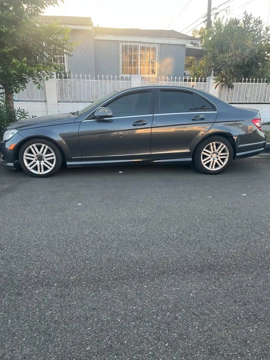 2008 Mercedes-Benz W204 C-Class - Image 3 of 4