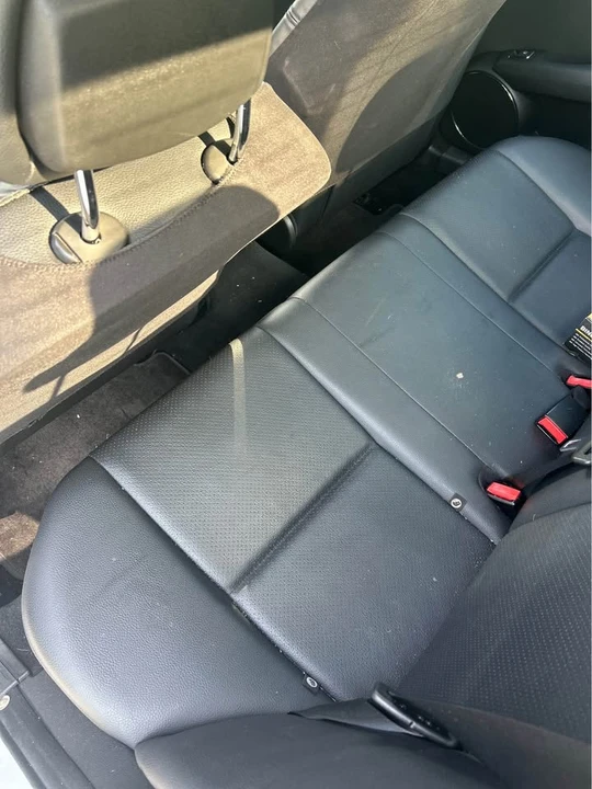 2008 Mercedes-Benz W204 C-Class - Image 11 of 12