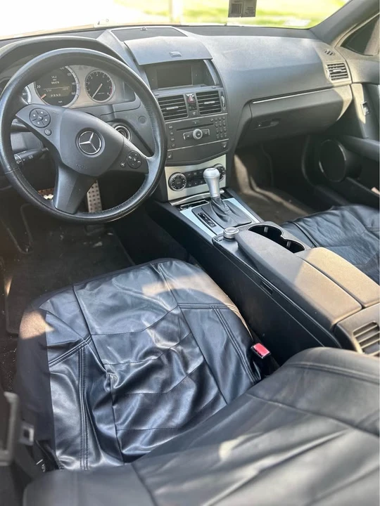 2008 Mercedes-Benz W204 C-Class - Image 10 of 12