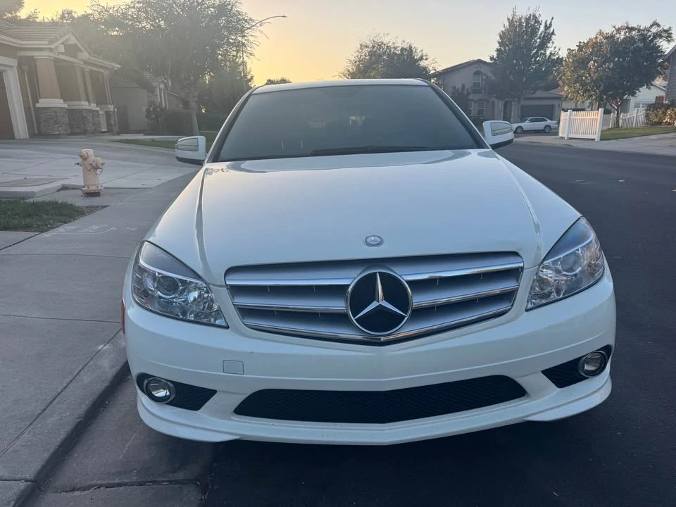 2008 Mercedes-Benz W204 C-Class - Image 2 of 14