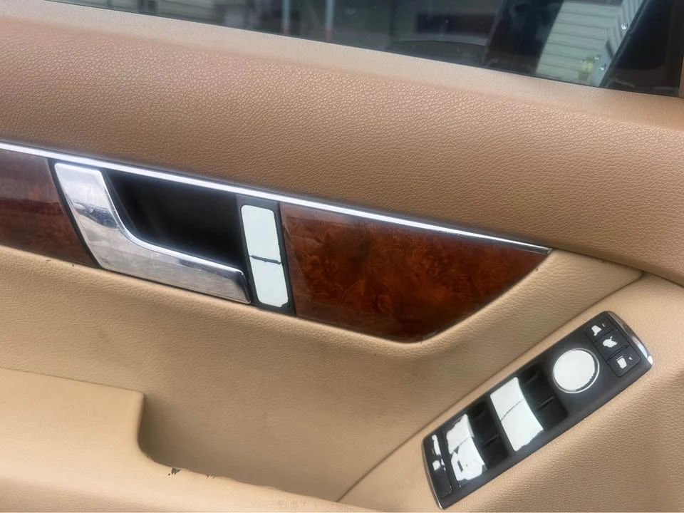 2008 Mercedes-Benz W204 C-Class - Image 11 of 18