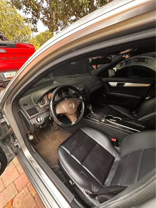 2008 Mercedes-Benz W204 C-Class - Image 12 of 16