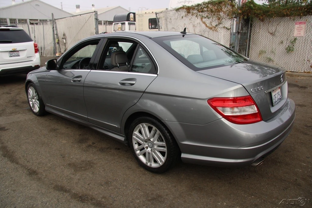 2008 Mercedes-Benz W204 C-Class - Image 4 of 21