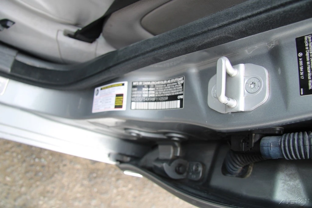 2008 Mercedes-Benz W204 C-Class - Image 13 of 21