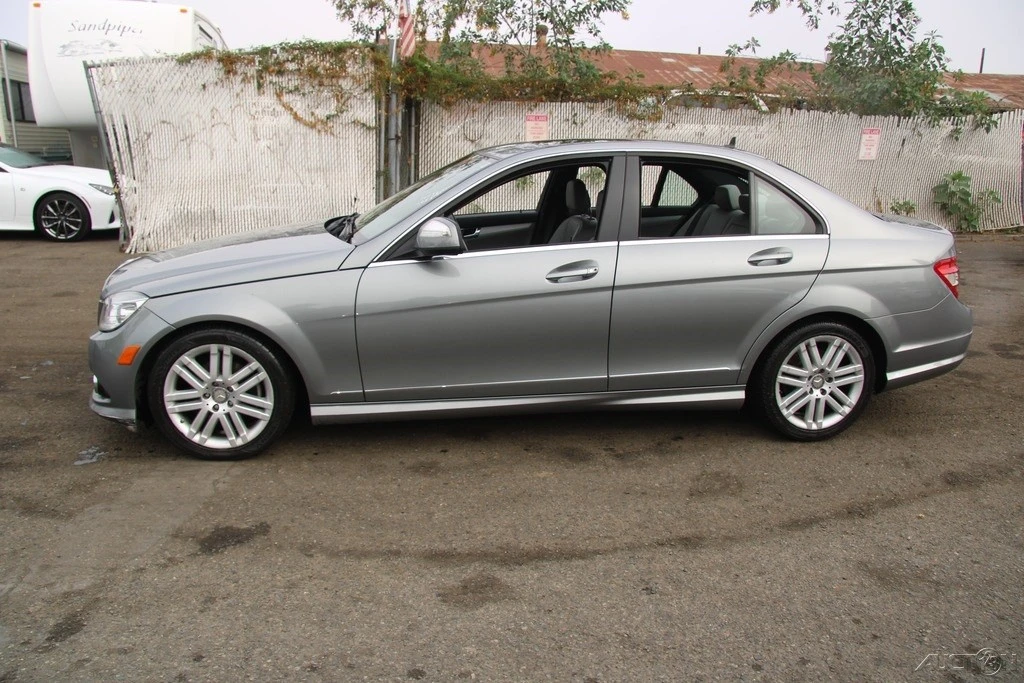 2008 Mercedes-Benz W204 C-Class - Image 3 of 21