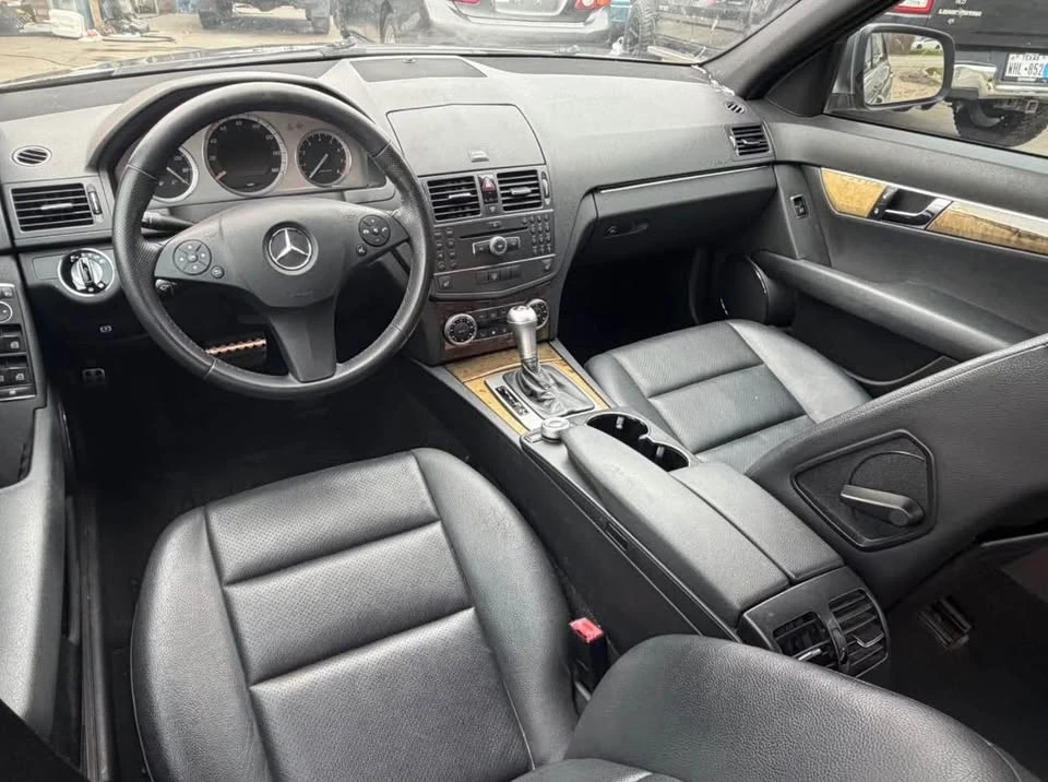 2008 Mercedes-Benz W204 C-Class - Image 6 of 8