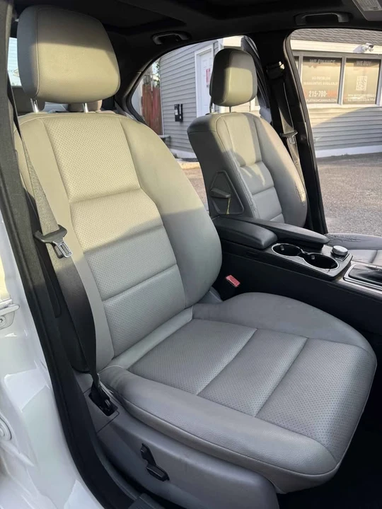 2008 Mercedes-Benz W204 C-Class - Image 11 of 17