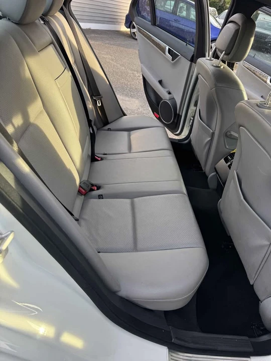 2008 Mercedes-Benz W204 C-Class - Image 12 of 17