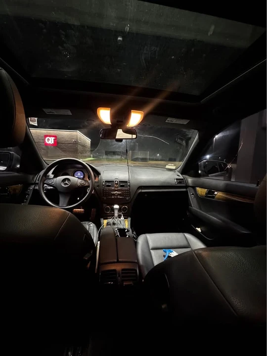 2008 Mercedes-Benz W204 C-Class - Image 3 of 9