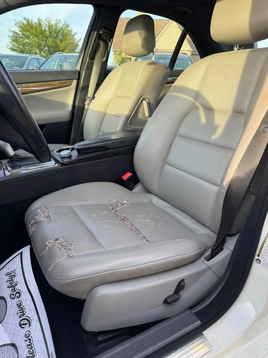2008 Mercedes-Benz W204 C-Class - Image 12 of 20