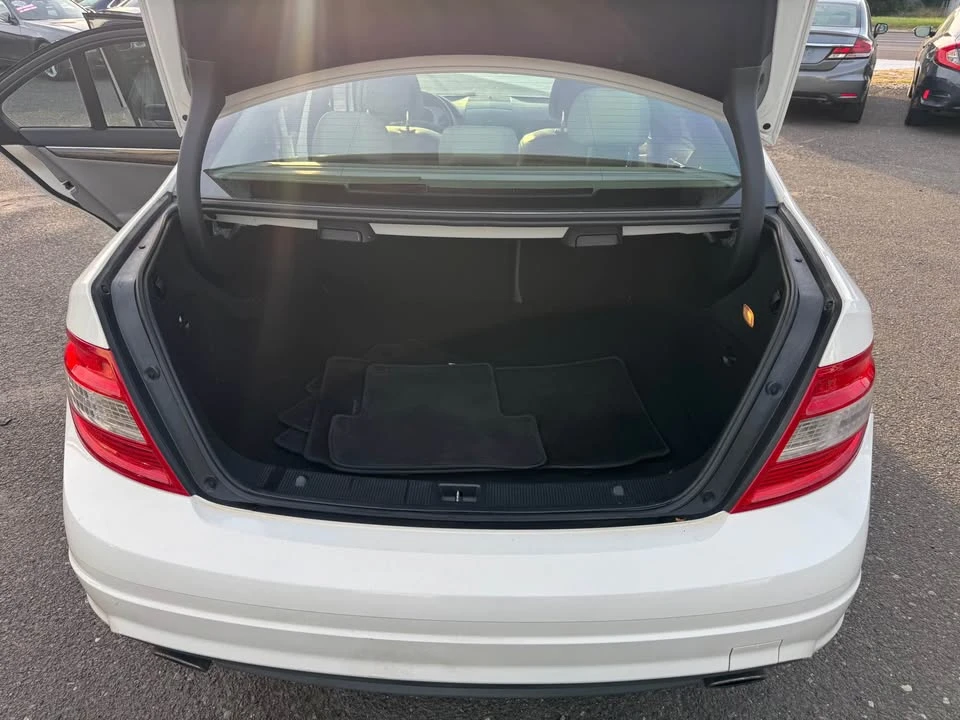 2008 Mercedes-Benz W204 C-Class - Image 14 of 20