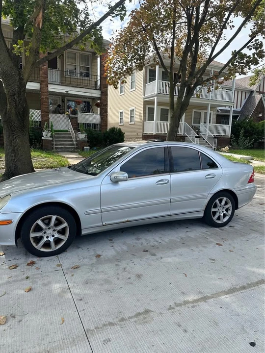 2008 Mercedes-Benz W204 C-Class - Image 3 of 10