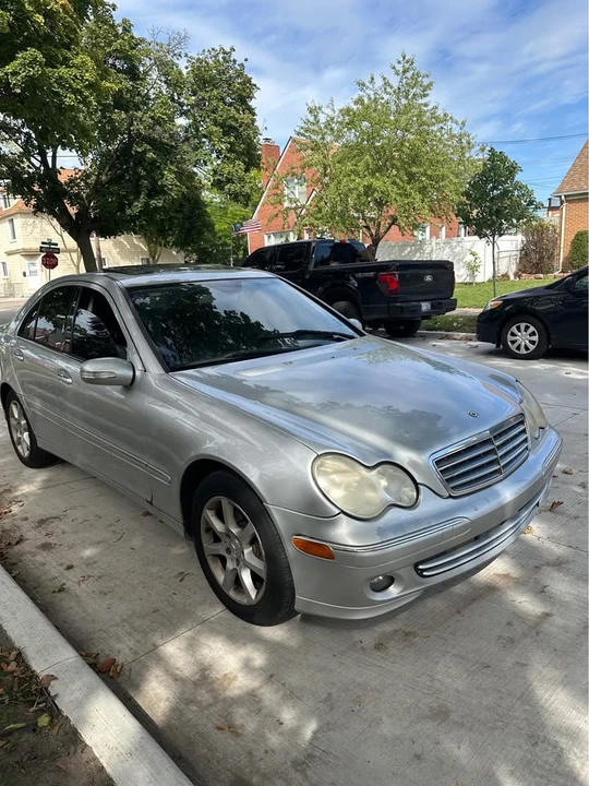 2008 Mercedes-Benz W204 C-Class - Image 3 of 7