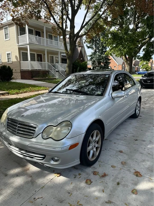 2008 Mercedes-Benz W204 C-Class - Image 3 of 7