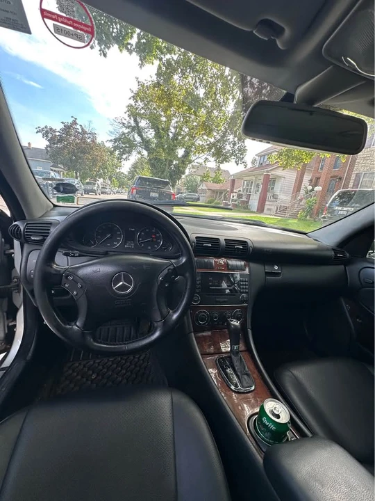 2008 Mercedes-Benz W204 C-Class - Image 8 of 10