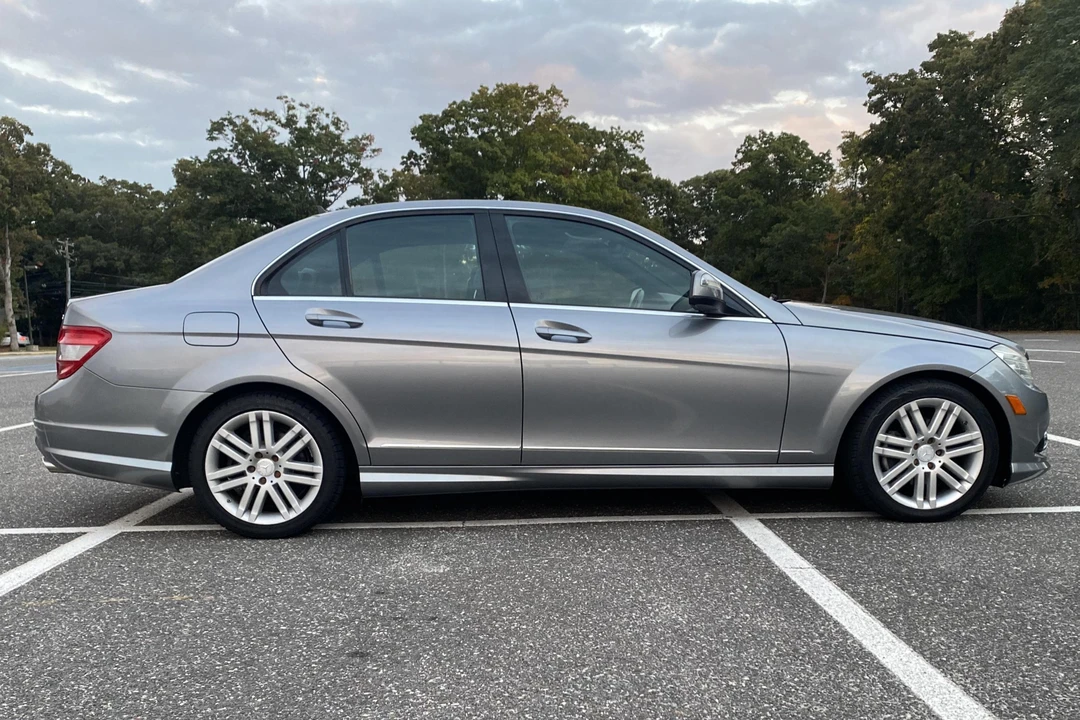 2008 Mercedes-Benz W204 C-Class - Image 3 of 31