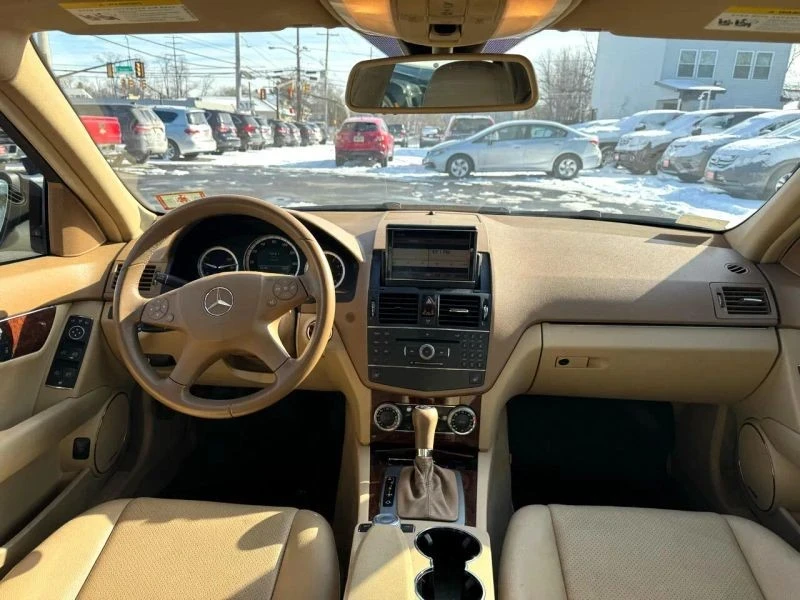 2008 Mercedes-Benz W204 C-Class - Image 10 of 12