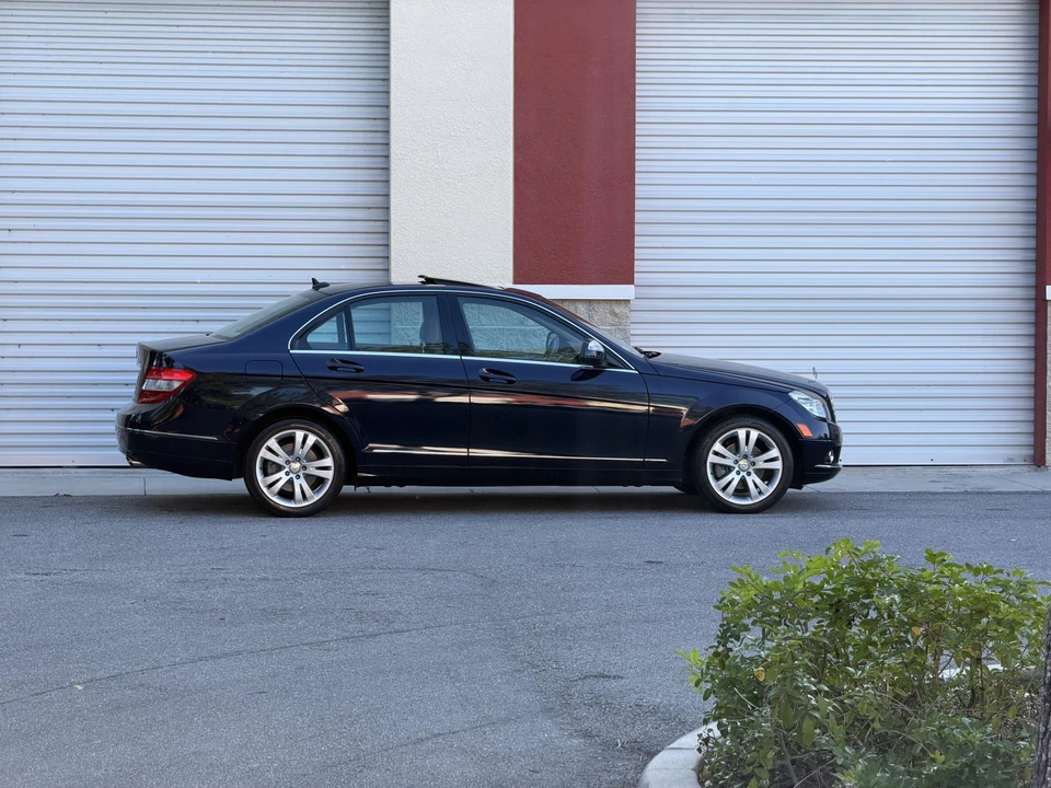 2008 Mercedes-Benz W204 C-Class - Image 14 of 31