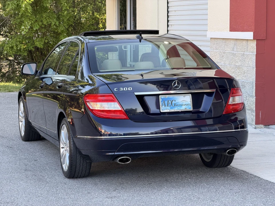 2008 Mercedes-Benz W204 C-Class - Image 9 of 31