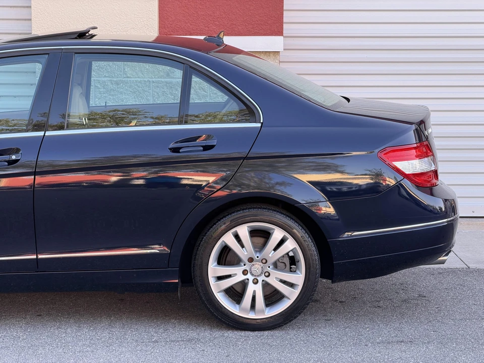 2008 Mercedes-Benz W204 C-Class - Image 17 of 31