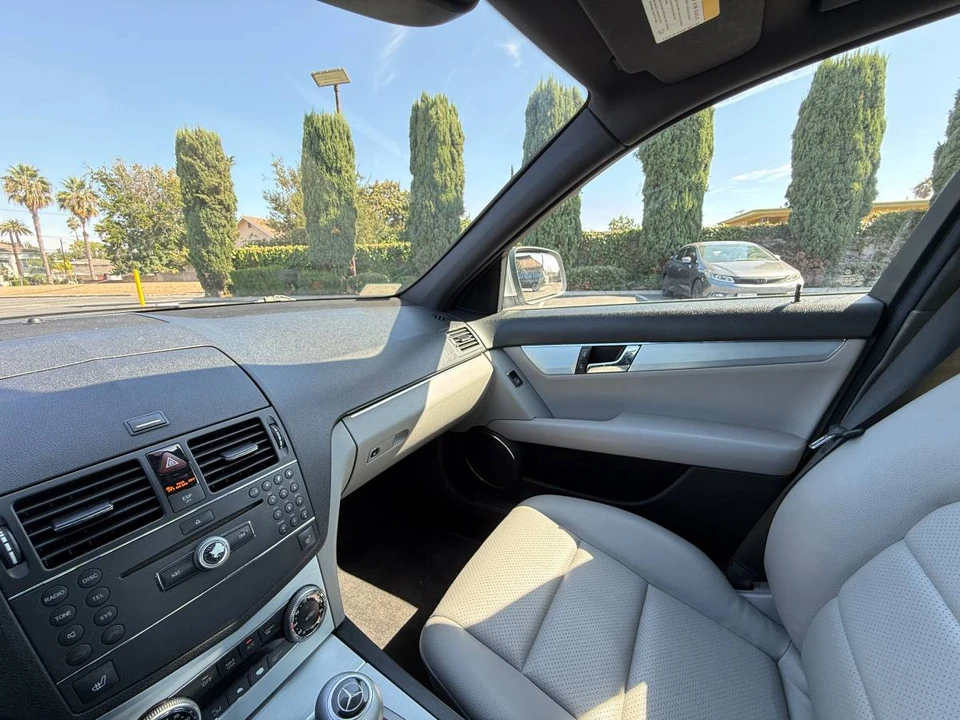 2008 Mercedes-Benz W204 C-Class - Image 15 of 19