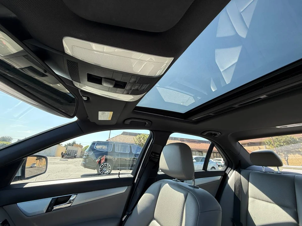 2008 Mercedes-Benz W204 C-Class - Image 16 of 19