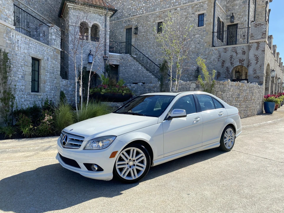 2008 Mercedes-Benz W204 C-Class - Image 12 of 31