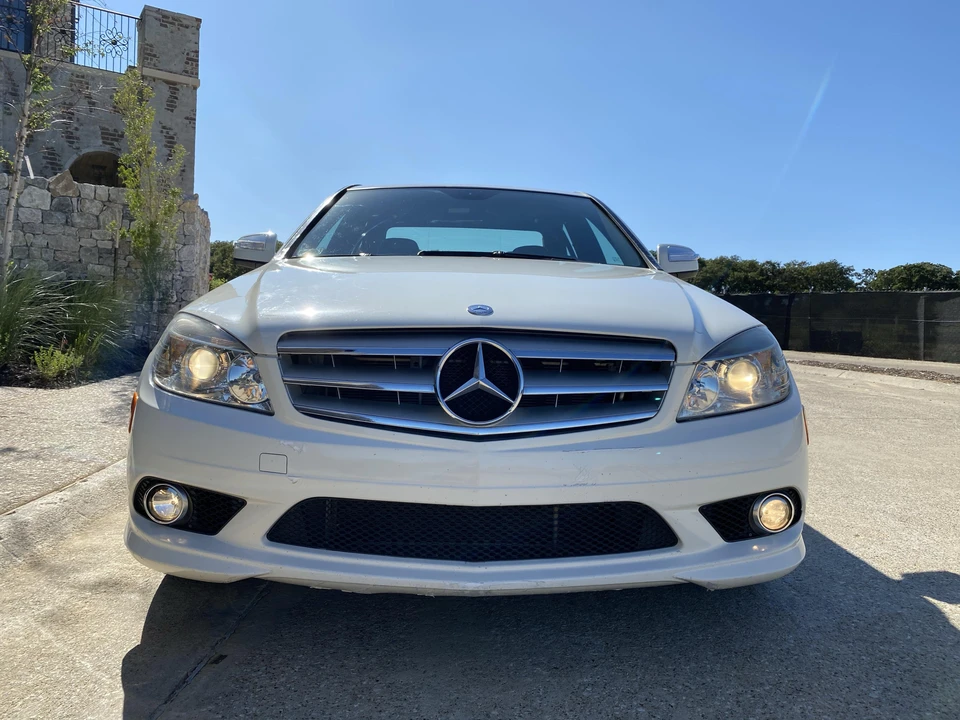 2008 Mercedes-Benz W204 C-Class - Image 2 of 31