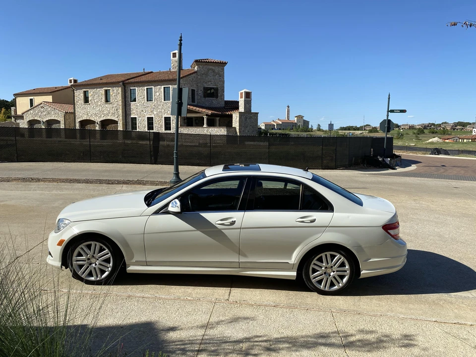 2008 Mercedes-Benz W204 C-Class - Image 16 of 31