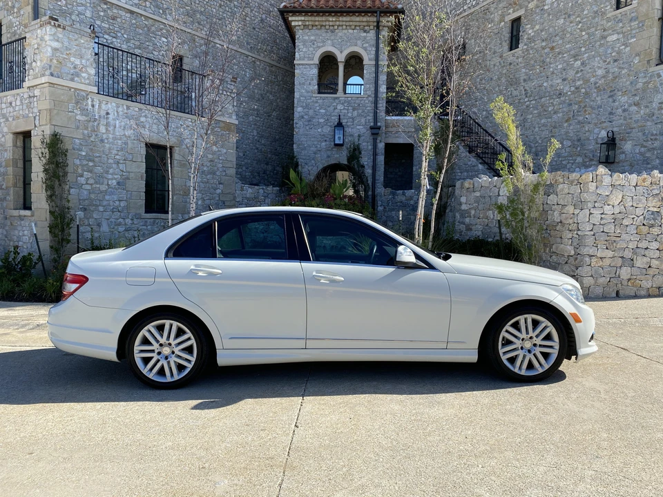 2008 Mercedes-Benz W204 C-Class - Image 4 of 31