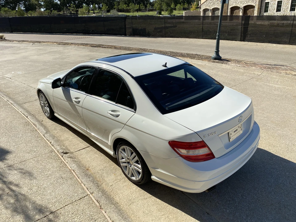 2008 Mercedes-Benz W204 C-Class - Image 3 of 31