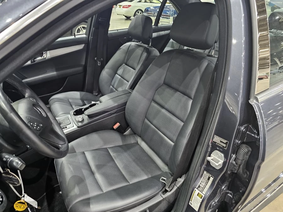 2008 Mercedes-Benz W204 C-Class - Image 8 of 15