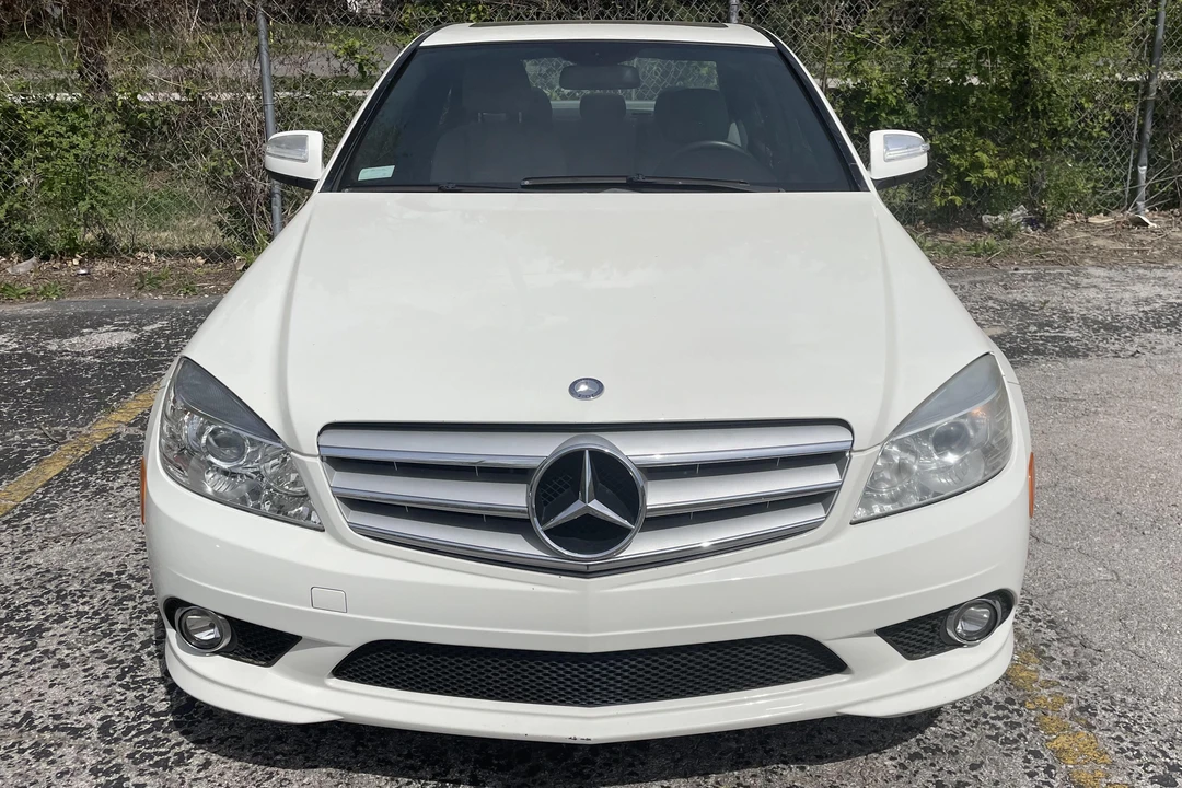 2008 Mercedes-Benz W204 C-Class - Image 2 of 16